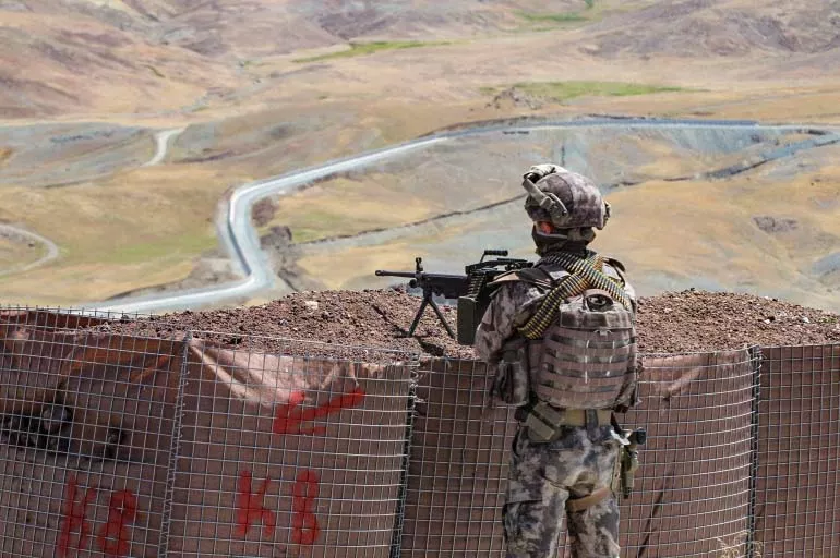 Türkiye-İran sınır hattı için dev adım! 64 kilometrelik duvar örülüyor