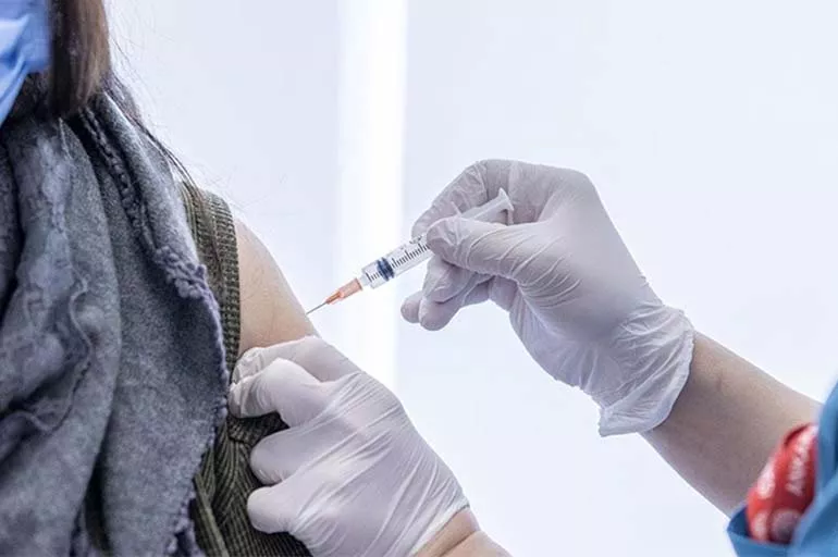 AB Kurumları aşı konusunda uyarı yaptı