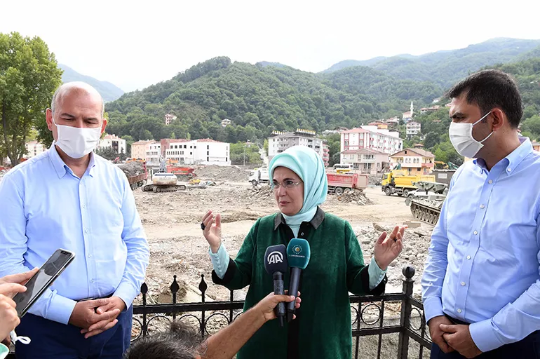 Bakan Soylu, sel bölgesi Bozkurt'taki incelemelerini sürdürdü