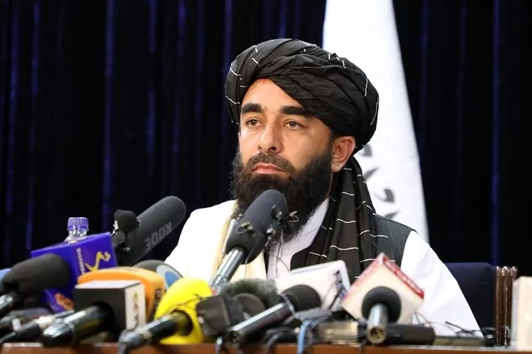 Son dakika! Taliban: Havaalanının tam kontrolünü sağlamayı bekliyoruz