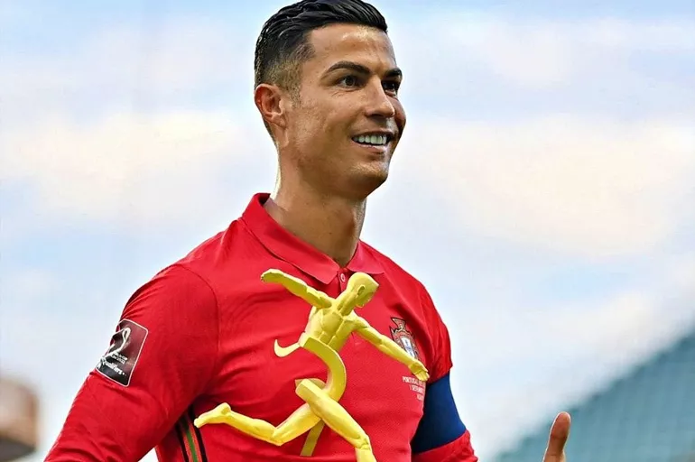 Cristiano Ronaldo dünya rekoru kırdı!