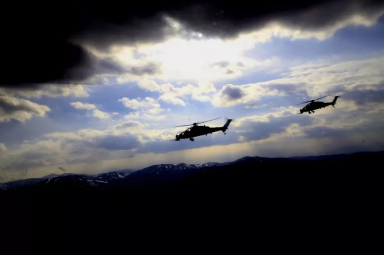 PKK'nın, ATAK helikopterine tüfekli saldırı girişimi!