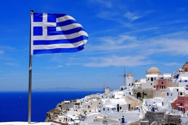 Yunanistan'da ne yenir, neyi meşhur? Yunanistan'da gezilecek yerler neler?