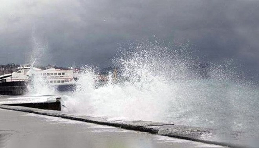 Marmara'yı fırtına vurdu! İDO ve BUDO'dan sefer iptalleri