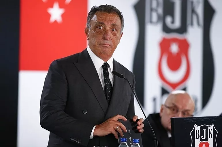 Beşiktaş yeni hocayla el sıkıştı! Ahmet Nur Çebi'nin efsane isimle yediği yemek basına sızdı