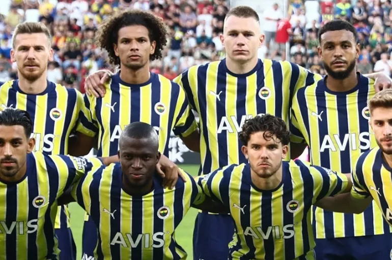 Fenerbahçe'de sürpriz ayrılık! Atilla Szalai rekor fiyata Alman devine imza atıyor