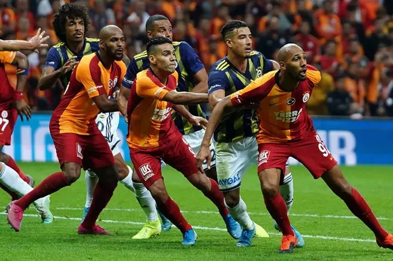 Fenerbahçe ve Galatasaray sezon öncesi maç yapacak! Karşılaşma yurt dışında oynanacak