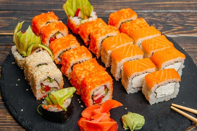 Suşi sağlıklı mı sağlıksız mı? Çiğ balık ve pirinçten oluşan Japon yemeği, protein ve karbonhidrat deposu!