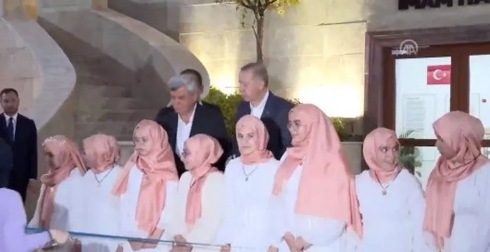 Cumhurbaşkanı Erdoğan imam hatip okulu açılışına katıldı