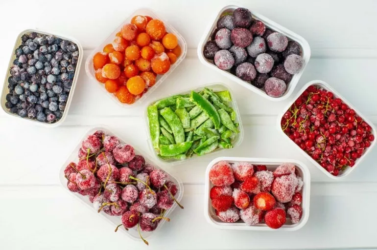 Sebze ve meyveler taze mi satın alınmalı yoksa dondurulmuş olarak mı? Dondurulmuş gıdada besin değeri kaybı daha az!