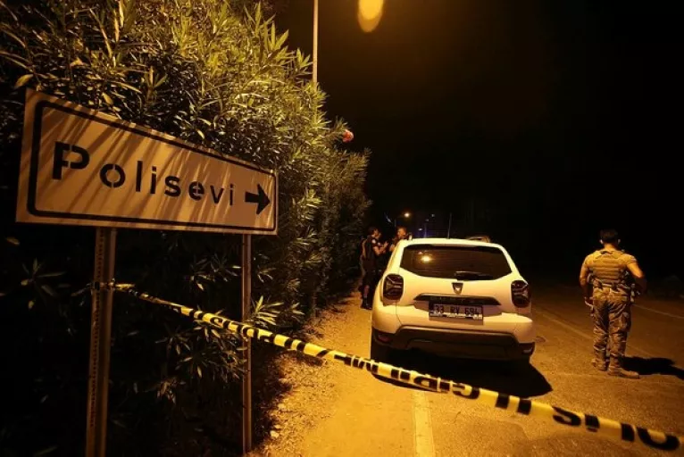 Mersin'deki polisevine saldırıda yeni gelişme: 22 hesap tespit edildi