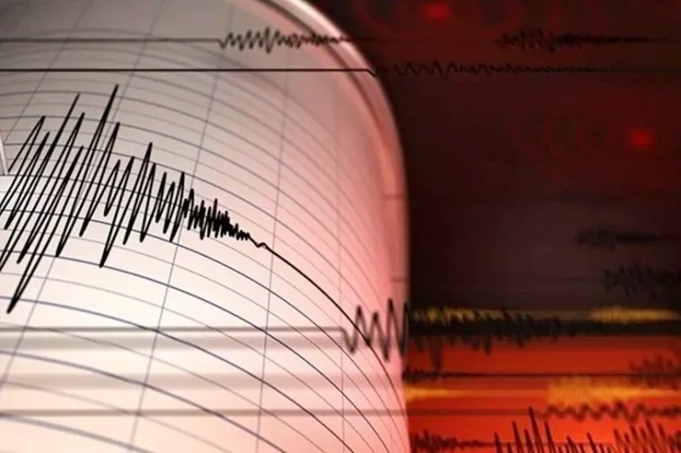 Yunanistan sallandı: 5.7 büyüklüğünde deprem