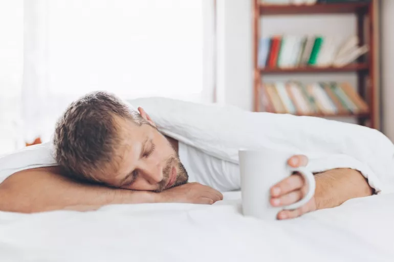 5 saatten az uyumayın! Yetersiz uyumak bağışıklık sistemini zayıflatıyor, kansere kapı aralıyor!