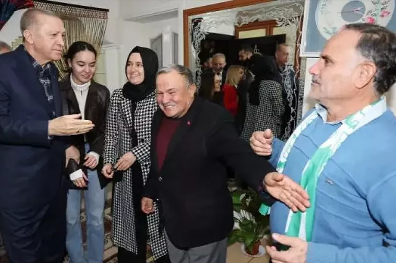 Cumhurbaşkanı Erdoğan'dan Muğlalı aileye ziyaret: Meğer geçmişte söz vermiş