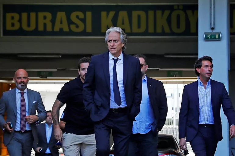 Brezilya efsanesi Rivaldo gönlündeki hocayı açıkladı! Rota: Jorge Jesus...