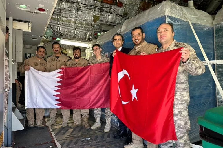 Katar'dan Türkiye'ye yardım seferberliği! 40 uçak dolusu yardım malzemesi ulaştırıldı