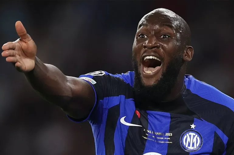 Morinho eski öğrencisine kavuşuyor! Romelu Lukaku adım adım Roma'ya