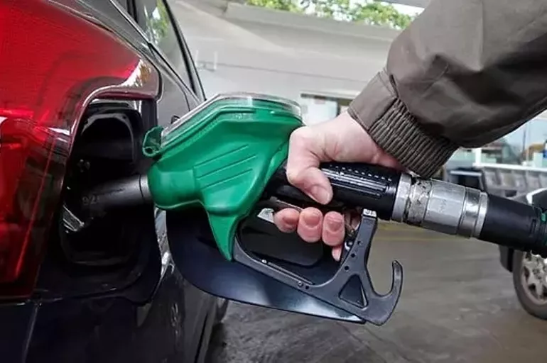 Brent petrolde artış sürüyor! Dolar/TL son 10 ayın zirvesinde: İşte 28 Eylül güncel benzin, motorin ve LPG fiyatları