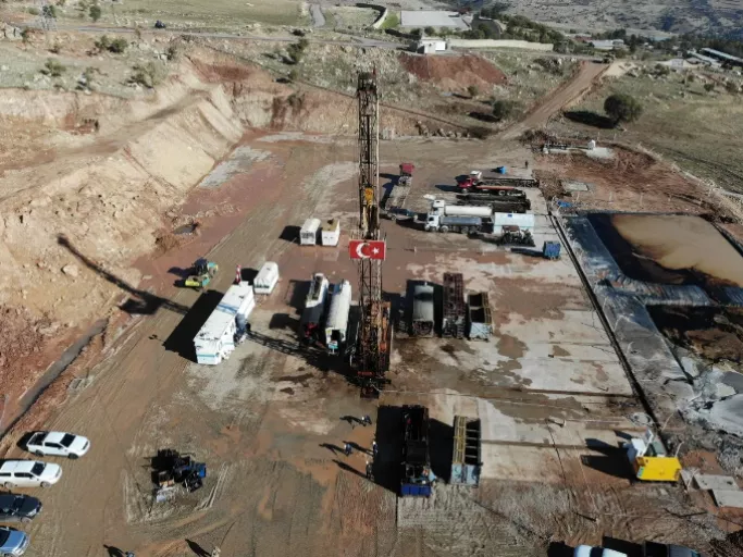Gabar'dan petrol fışkırmaya devam ediyor: Yeni bir petrol kuyusu açıldı!
