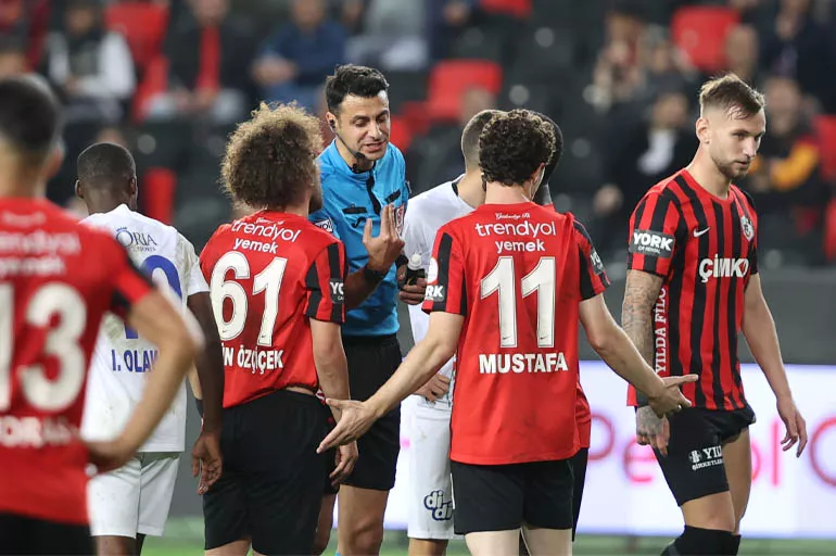 Gaziantep FK, Çaykur Rizespor'u 2 golle geçti: İlk gol örnek olarak gösterilecek