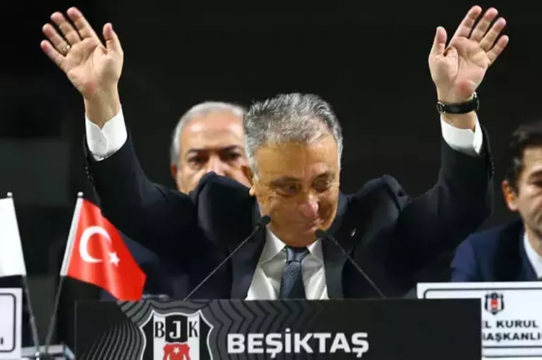 Beşiktaş, Ahmet Nur Çebi yönetimini ibra etti