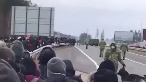 Belarus Polonya sınırında mülteci yoğunluğu! Muhafızlar harekete geçti