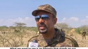 Etiyopya Başbakanı'ndan bir ilk: Cepheye inerek isyancılarla savaştı