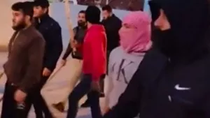 Adana'da bıçak ve sopalarla sokakta terör estiren Suriyeliler yakalandı