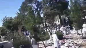 Afganistan'da camiye korkunç saldırı! Çok sayıda ölü ve yaralı var