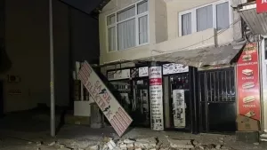 DHA Düzce muhabiri deprem sonrası canlı yayında ağladı