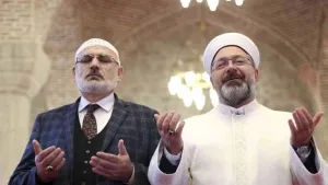 Diyanet İşleri Başkanı Erbaş ve Hafız Osman Şahin Şuşa'da çifte ezan okudu