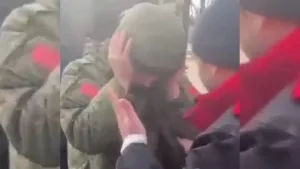 Kiev'de Rus askerler esir alındı! O anlar kamerada