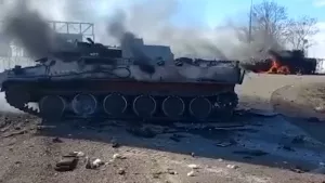 Ukrayna askerleri Rus konvoyunu vurdu! Ölüler var