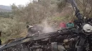 Suriye'de Esed rejiminin helikopteri düştü: Ölüler var!