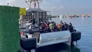 Şile'de balıkçı teknesindeki 40 göçmen yakalandı