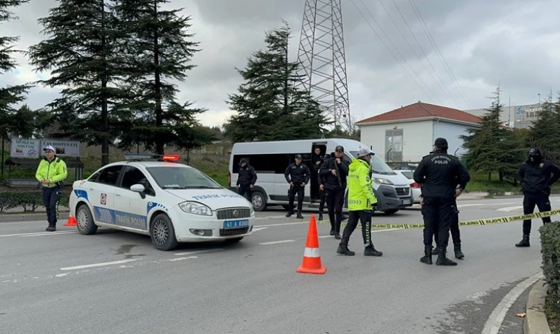 Gebze'de rehine krizi: Fabrikayı basıp işçileri rehin aldı