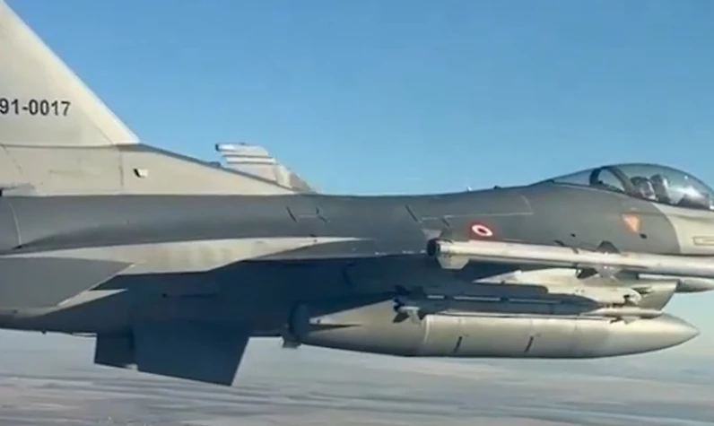Romanya semalarında Türk F-16'ları NATO görevinde!