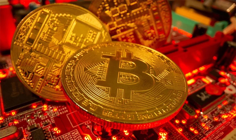 Kripto para piyasasının lideri Bitcoin yükselişte! BTC 71 bin doları geçti!