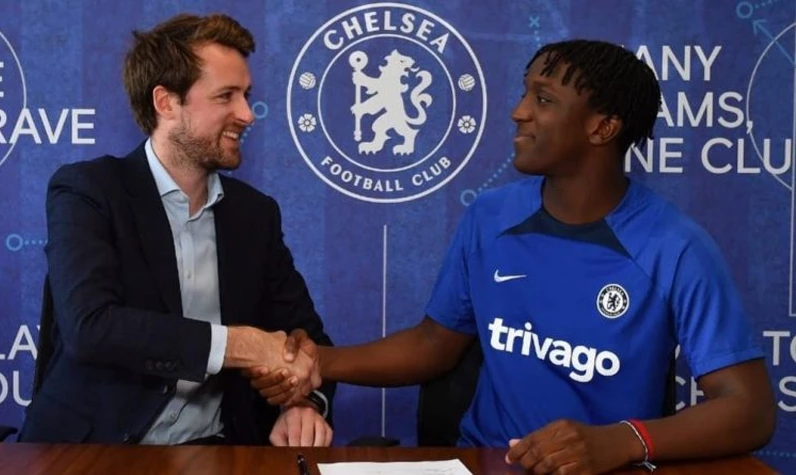 Chelsea'den dünya tarihine geçecek transfer: Sadece 14 yaşında