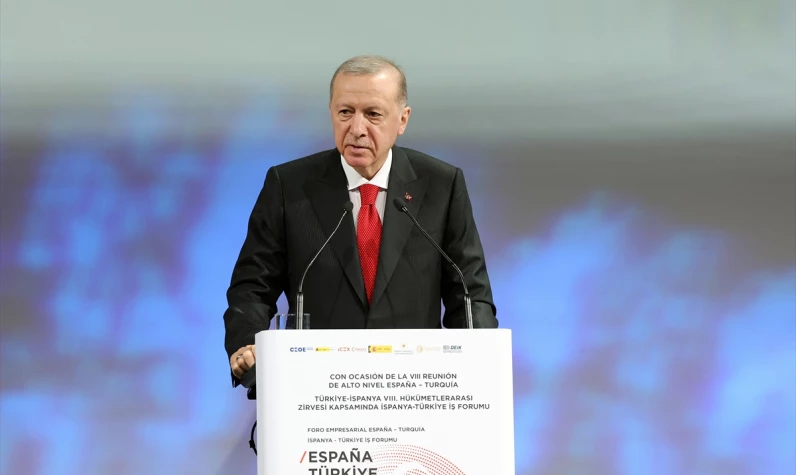 Cumhurbaşkanı Erdoğan'dan Özgür Özel'in Bahçeli sözlerine tepki: Cumhur İttifakı 6'lı Masa değildir