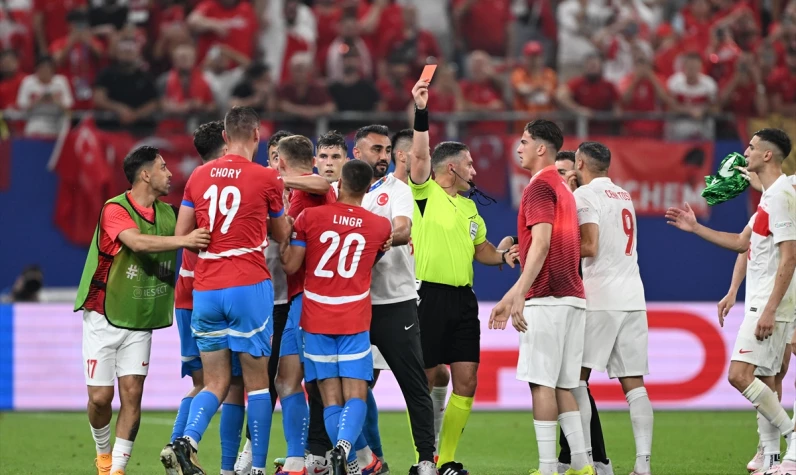 Türkiye hezimeti sonrası Çek futbolcudan küstah sözler: Onları zehirlemek istedim