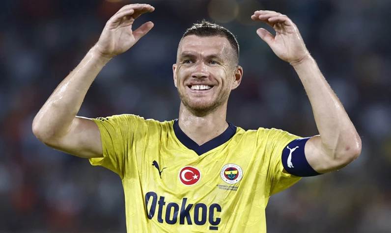 Fenerbahçe'de sürpriz ayrılık: Tekliflere olumlu dönüş