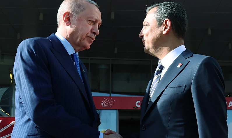 Cumhurbaşkanı Erdoğan ve CHP Lideri Özel telefonda bayramlaştı