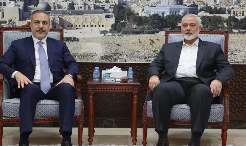 Katar'da kritik zirve: Bakan Fidan Hamas Lideri Haniyye ile görüştü