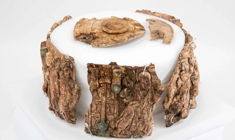 Görenler gözlerine inanamıyor: 1500 yıllık kutsal emanet kutusu keşfedildi: İçinde benzersiz bir parça var