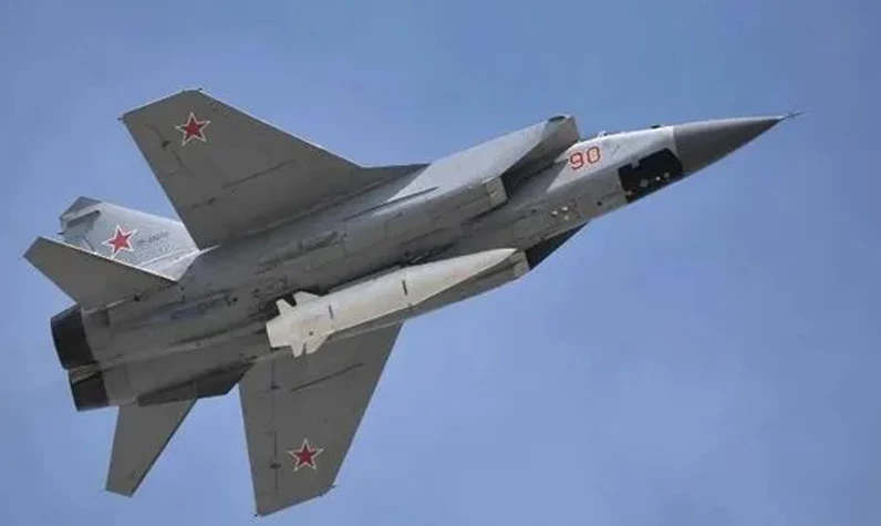 Rusya'dan stratejik hamle: F-16'ların kalkacağı tesisler vuruldu