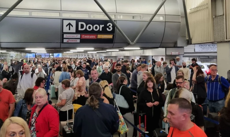Manchester Havalimanı'nda kaos: Tüm uçuşlar iptal edildi!