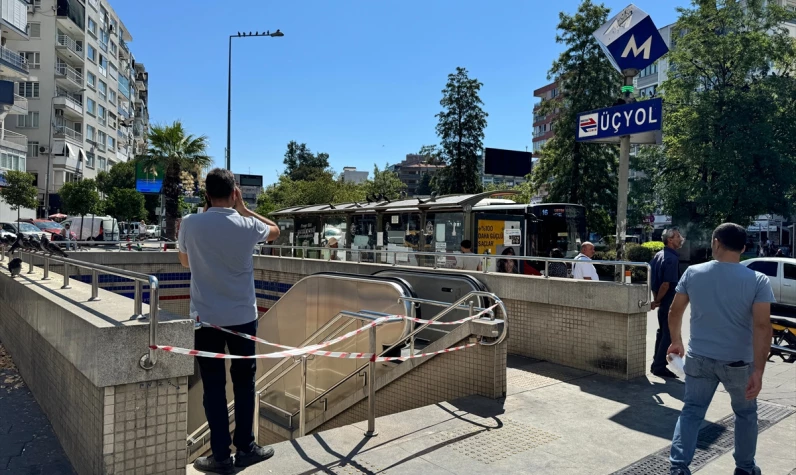 İzmir metrosunda yürüyen merdiven çöktü: Çok sayıda yaralı var