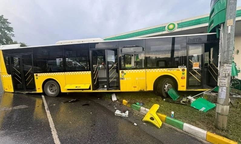 Avcılar'da kaza yapan İETT otobüsü hat numarası kaç? Avcılar'da hangi otobüs kaza yaptı?