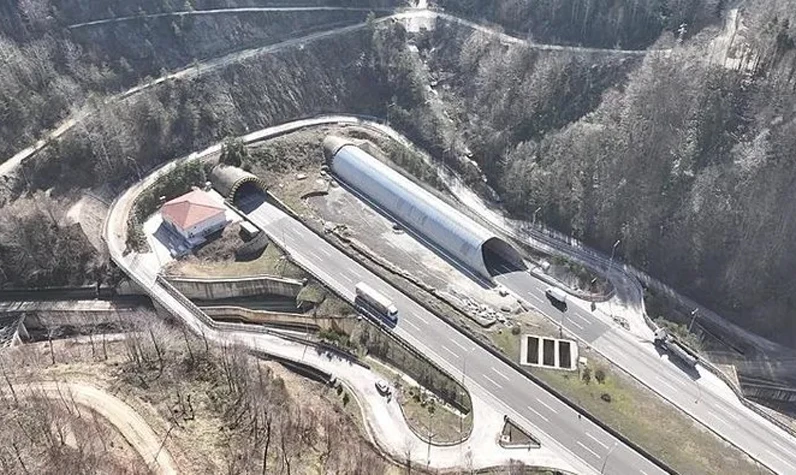 Bolu Dağı Tüneli'ni kullanacaklar dikkat! İstanbul yönü yarın ulaşıma kapanıyor!